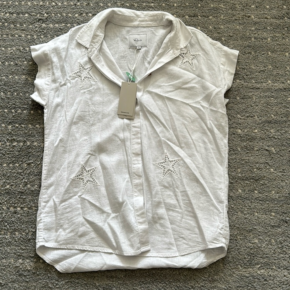 Rails Size Small White with star details